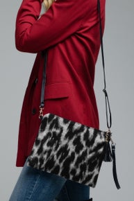 URBANISTA PRINT CROSSBODY